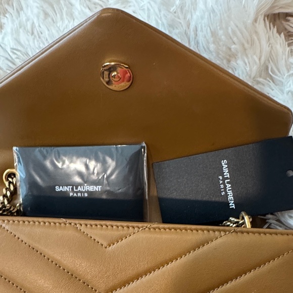 Yves Saint Laurent Lou Lou Quilted Leather Shoulder Bag Small - Picture 4 of 17